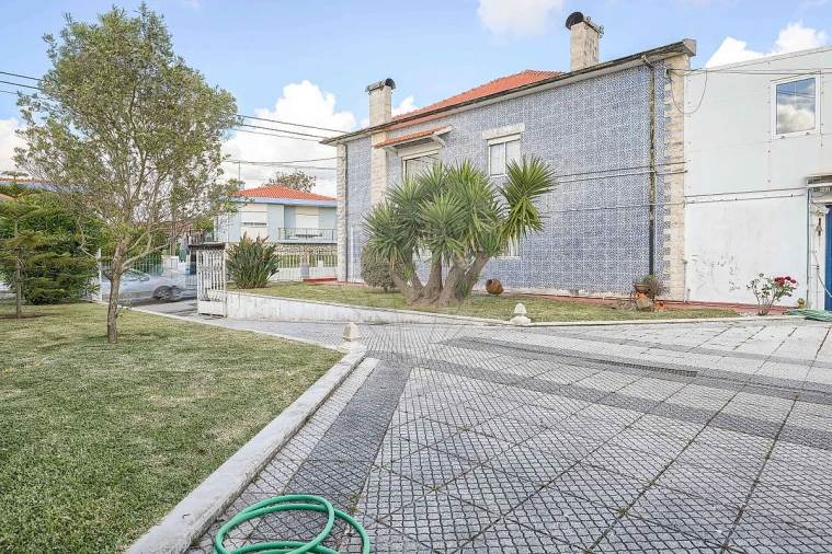Moradia T5 para Venda em Santa Joana Foto 5