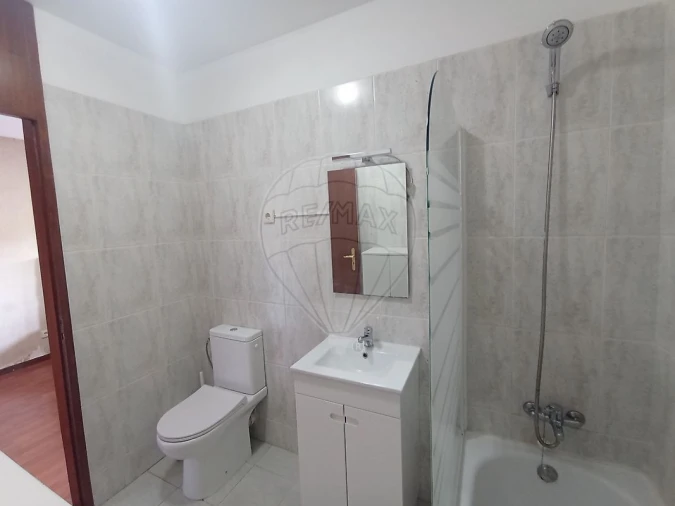 Apartamento T1 para Venda em Perafita, Lavra e Santa Cruz do Bispo Foto 30