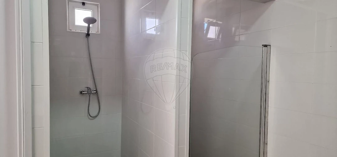 Armazém para Venda em Queluz e Belas Foto 7