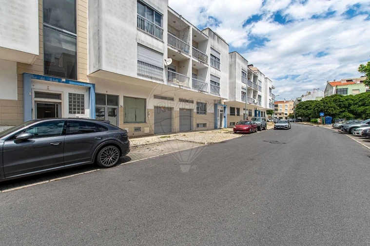 Apartamento T2 para Venda em Alverca do Ribatejo e Sobralinho Foto 20