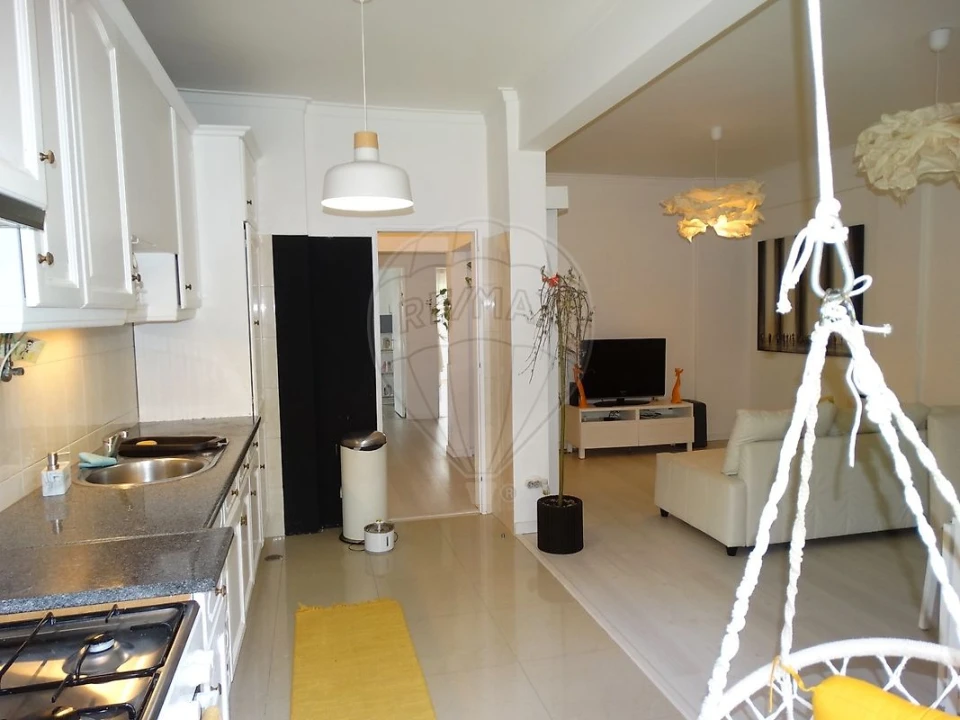 Apartamento T2 para Arrendamento em Encosta do Sol Foto 11