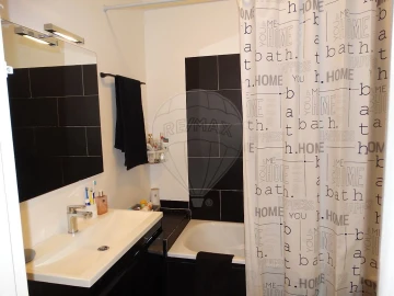 Apartamento T2 para Arrendamento em Encosta do Sol