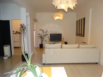 Apartamento T2 para Arrendamento em Encosta do Sol