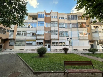 Apartamento T2 para Arrendamento em Encosta do Sol