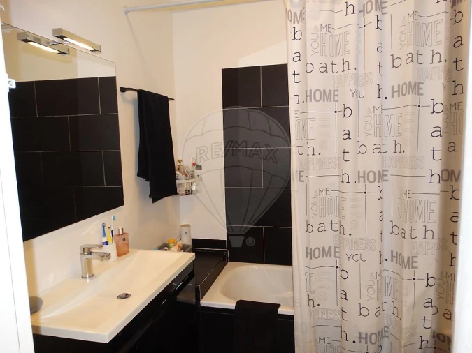 Apartamento T2 para Arrendamento em Encosta do Sol Foto 13