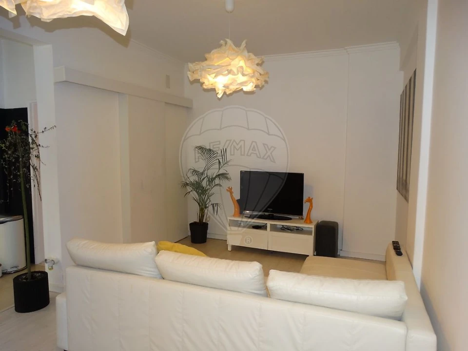 Apartamento T2 para Arrendamento em Encosta do Sol Foto 6