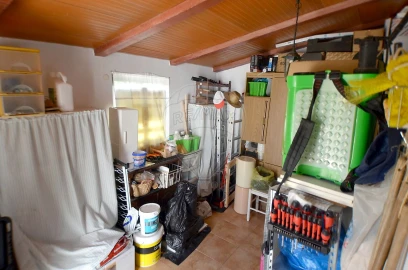 Moradia T4 para Venda em Alguber