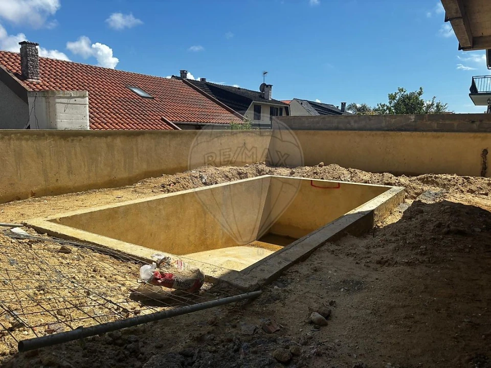 Moradia T4 para Venda em Charneca de Caparica e Sobreda Foto 22