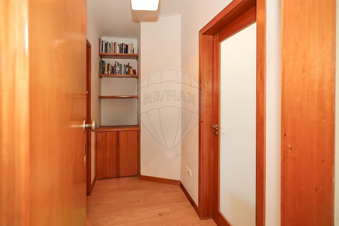 Apartamento T3 para Venda em Avanca Foto 3