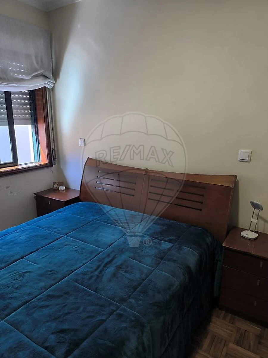 Apartamento T2 para Venda em Santa Maria de Lamas Foto 5