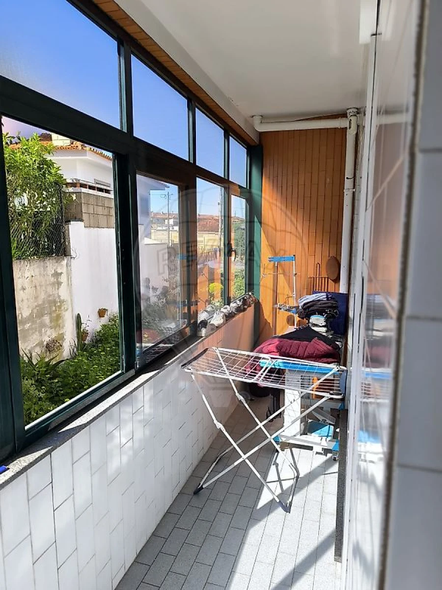 Apartamento T2 para Venda em Santa Maria de Lamas Foto 15