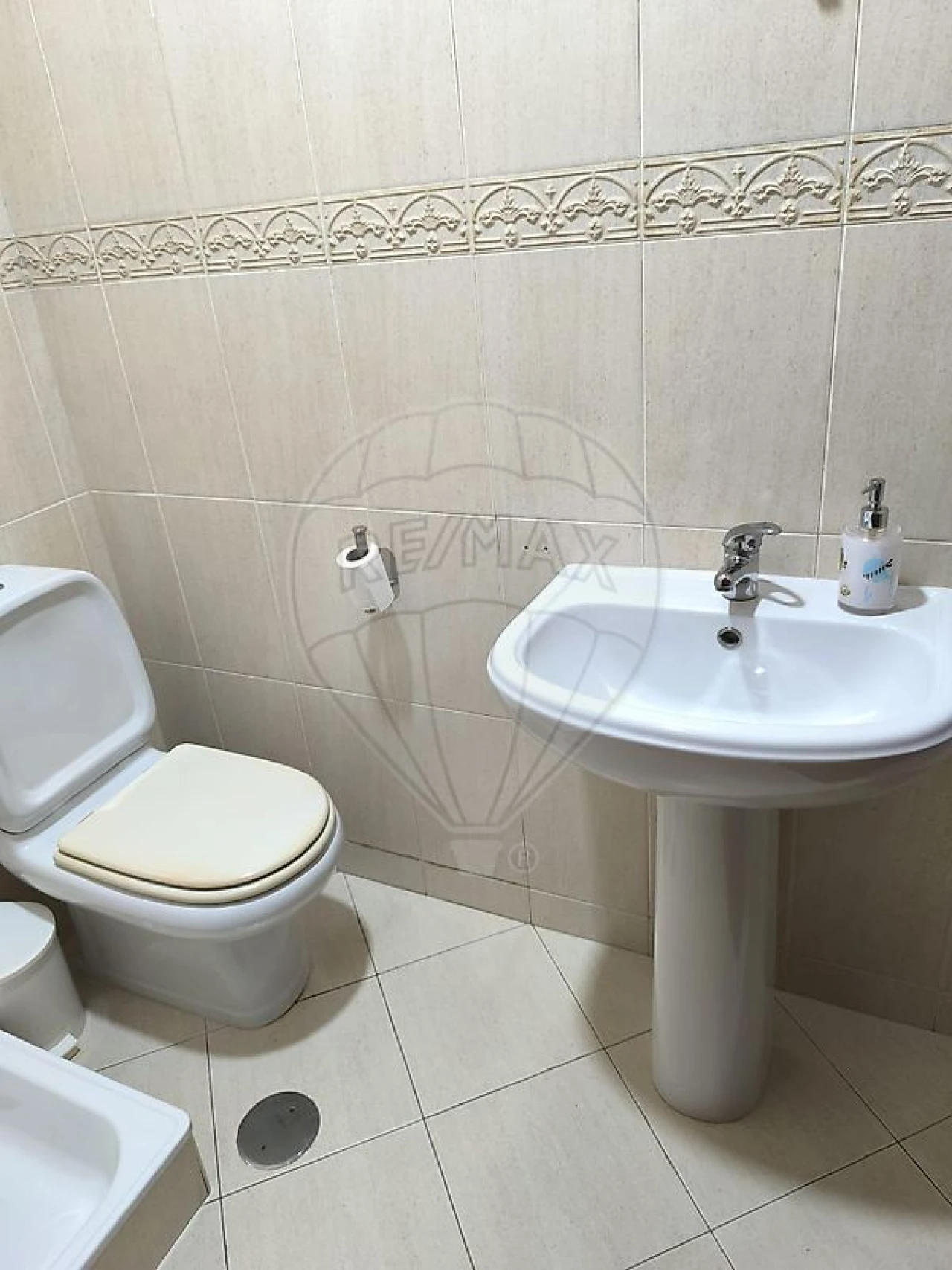 Apartamento T2 para Venda em Santa Maria de Lamas Foto 11