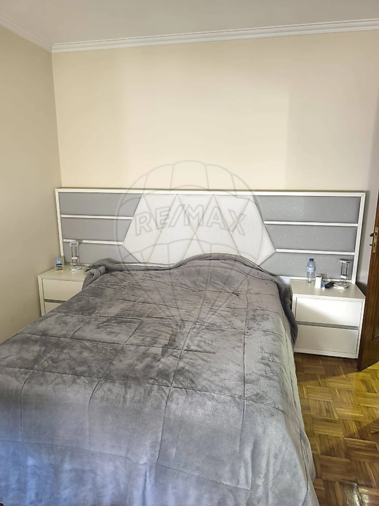 Apartamento T2 para Venda em Santa Maria de Lamas Foto 3