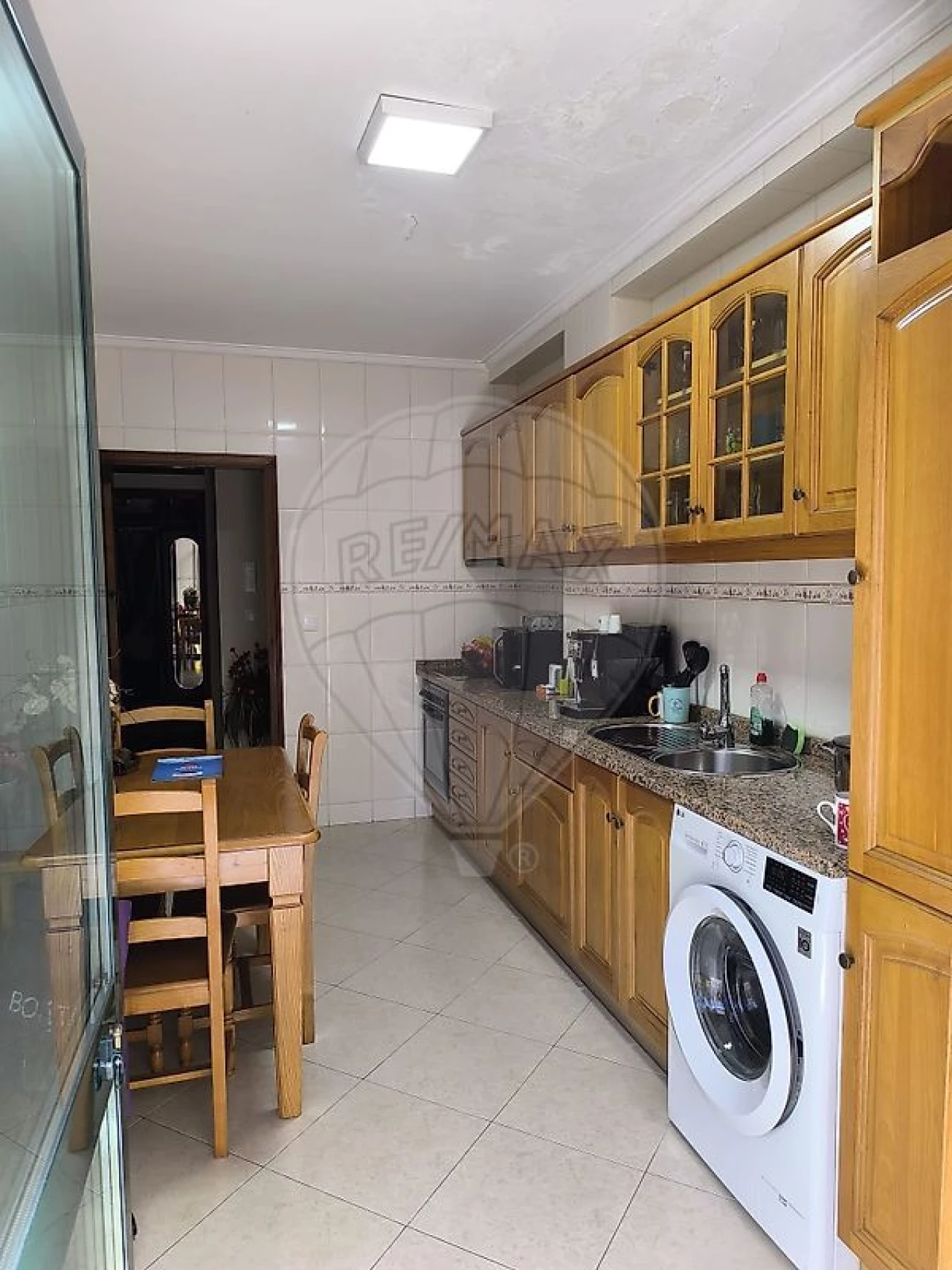 Apartamento T2 para Venda em Santa Maria de Lamas Foto 21