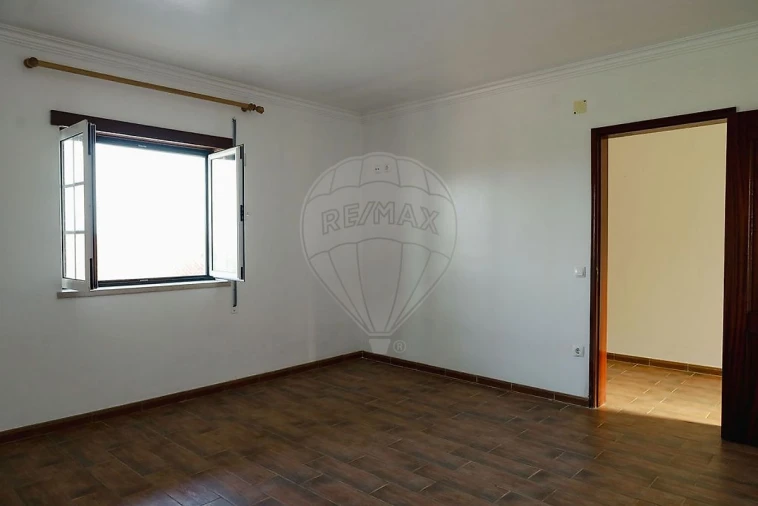 Moradia T3 para Venda em Landal Foto 34