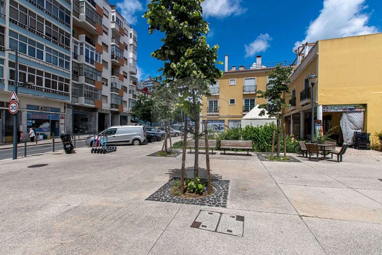 Apartamento T2 para Venda em Ajuda Foto 22