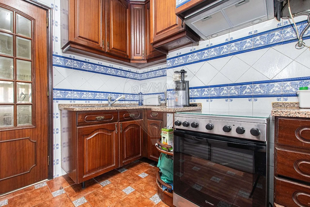 Apartamento T2 para Venda em Ajuda Foto 11