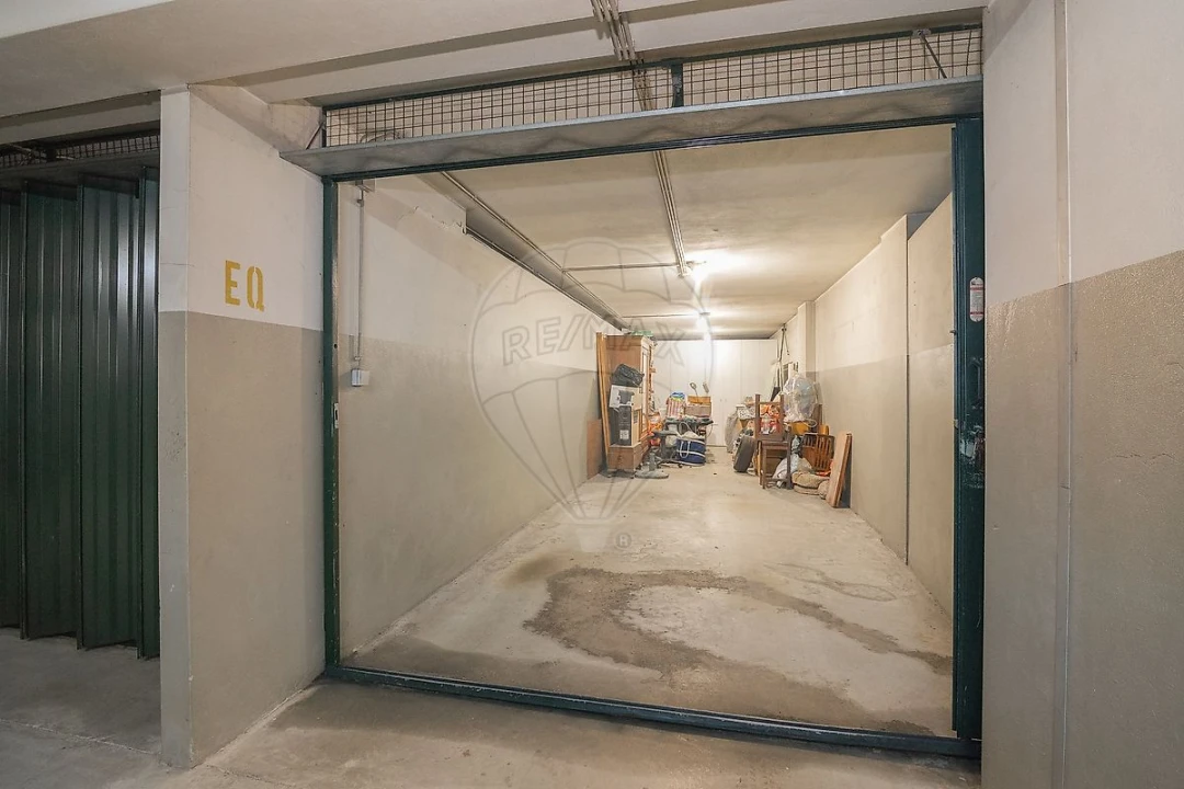 Apartamento T2 para Venda em Mafamude e Vilar do Paraíso Foto 30