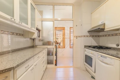 Apartamento T2 para Venda em Mafamude e Vilar do Paraíso