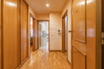 Apartamento T2 para Venda em Mafamude e Vilar do Paraíso