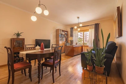 Apartamento T2 para Venda em Mafamude e Vilar do Paraíso
