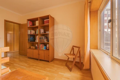 Apartamento T2 para Venda em Mafamude e Vilar do Paraíso