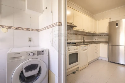 Apartamento T2 para Venda em Mafamude e Vilar do Paraíso