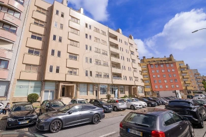 Apartamento T2 para Venda em Mafamude e Vilar do Paraíso