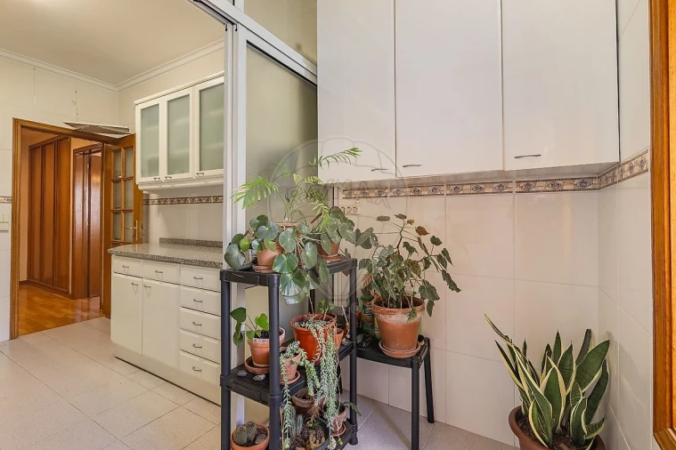 Apartamento T2 para Venda em Mafamude e Vilar do Paraíso Foto 16