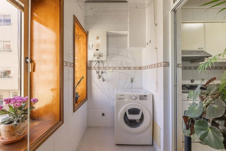 Apartamento T2 para Venda em Mafamude e Vilar do Paraíso Foto 12