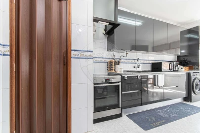 Apartamento T1 para Venda em Vialonga