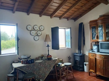Moradia T4 para Venda em Santa Margarida da Coutada