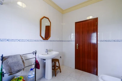 Moradia T5 para Venda em Santa Margarida da Coutada