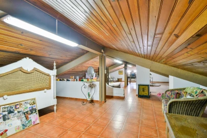 Moradia T5 para Venda em Santa Margarida da Coutada