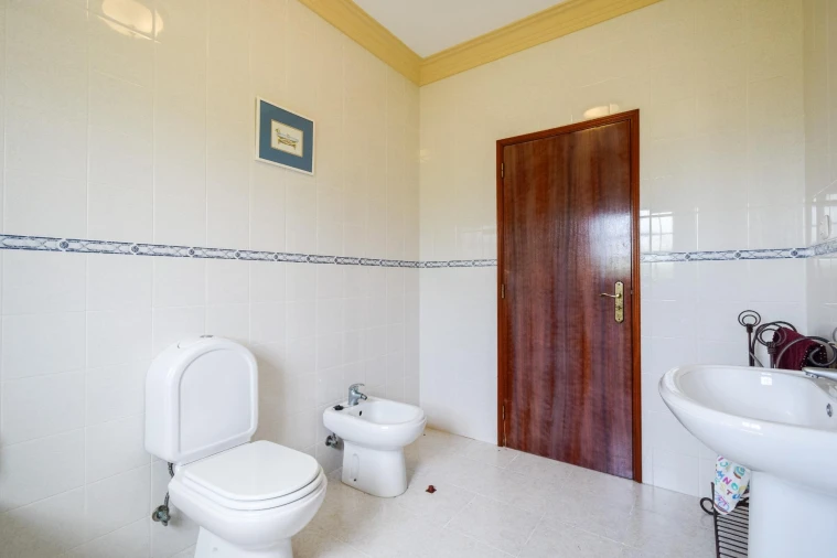 Moradia T5 para Venda em Santa Margarida da Coutada Foto 23