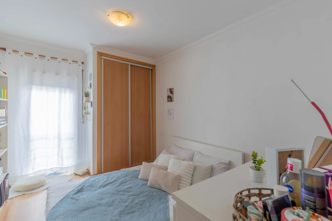 Apartamento T2 para Venda em Casal de Cambra Foto 13