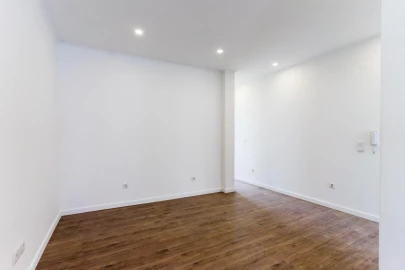 Apartamento T3 para Venda em Arroios