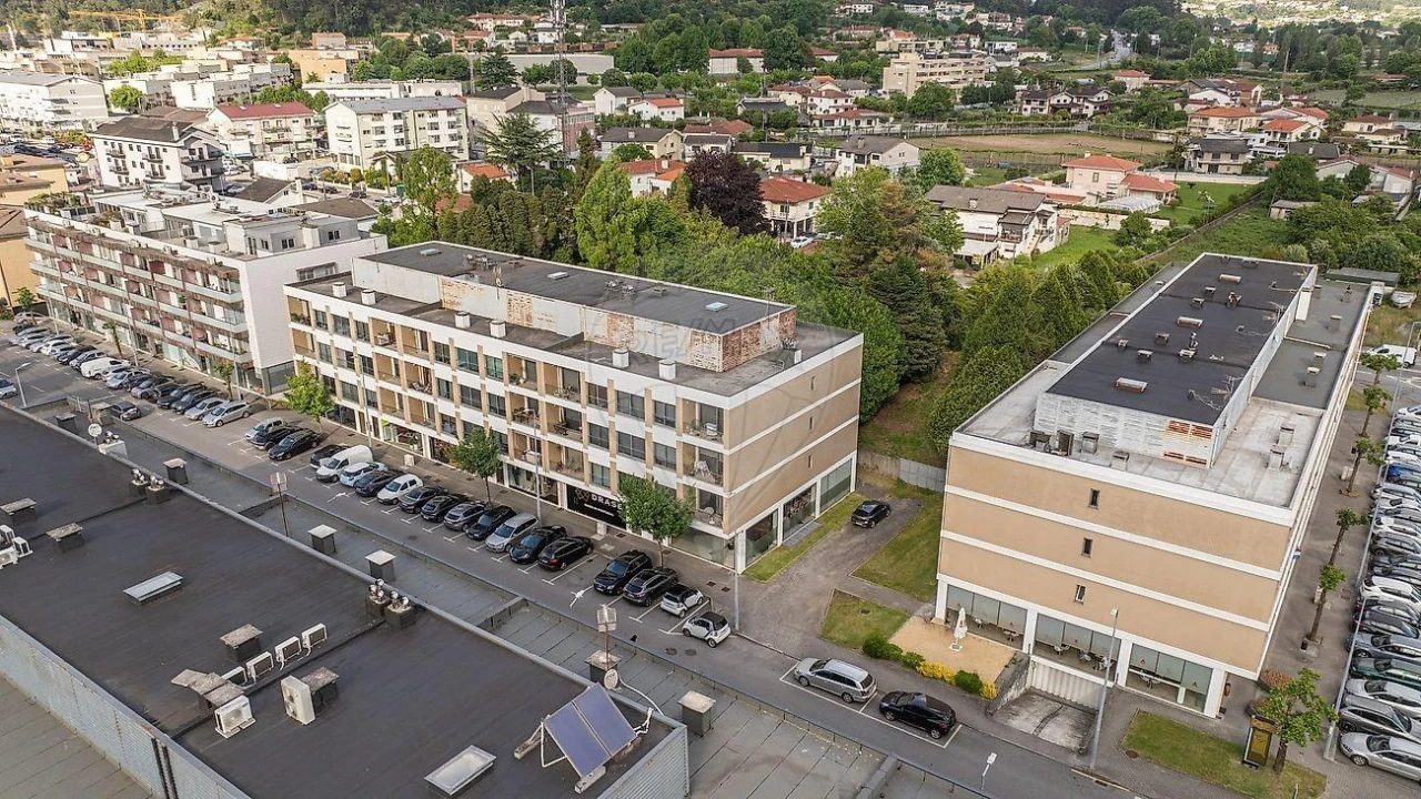 Apartamento T3 para Venda em Braga (Maximinos, Sé e Cividade) Foto 29