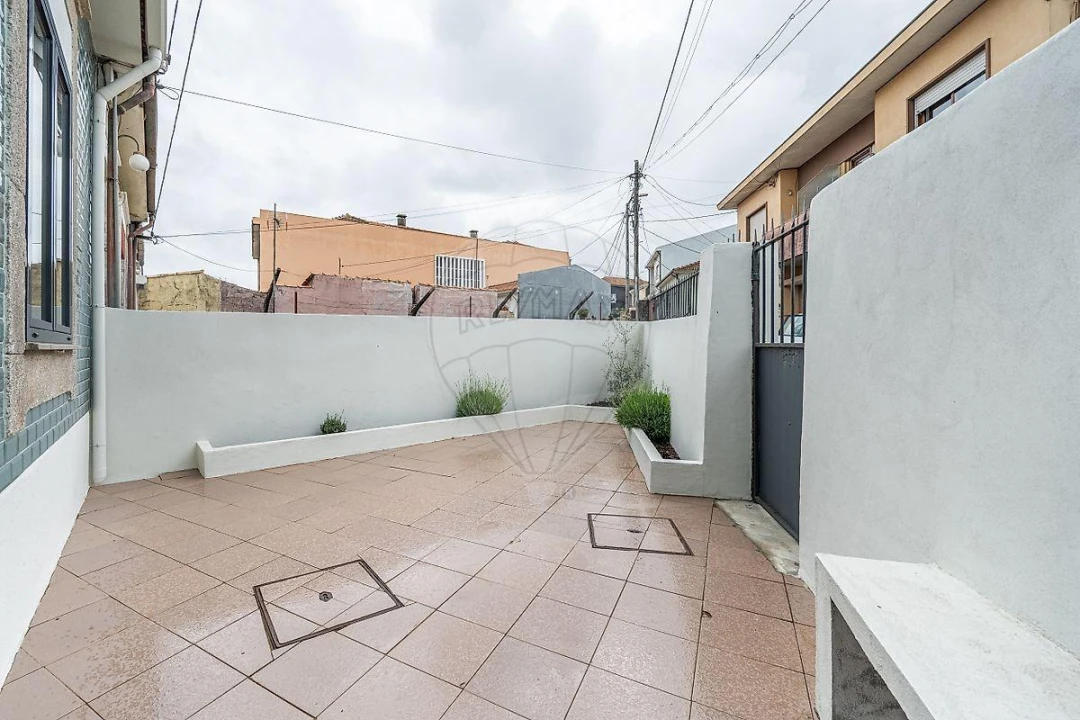 Moradia T3 para Venda em Santa Marinha e São Pedro da Afurada Foto 15