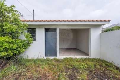 Moradia T3 para Venda em Santa Marinha e São Pedro da Afurada