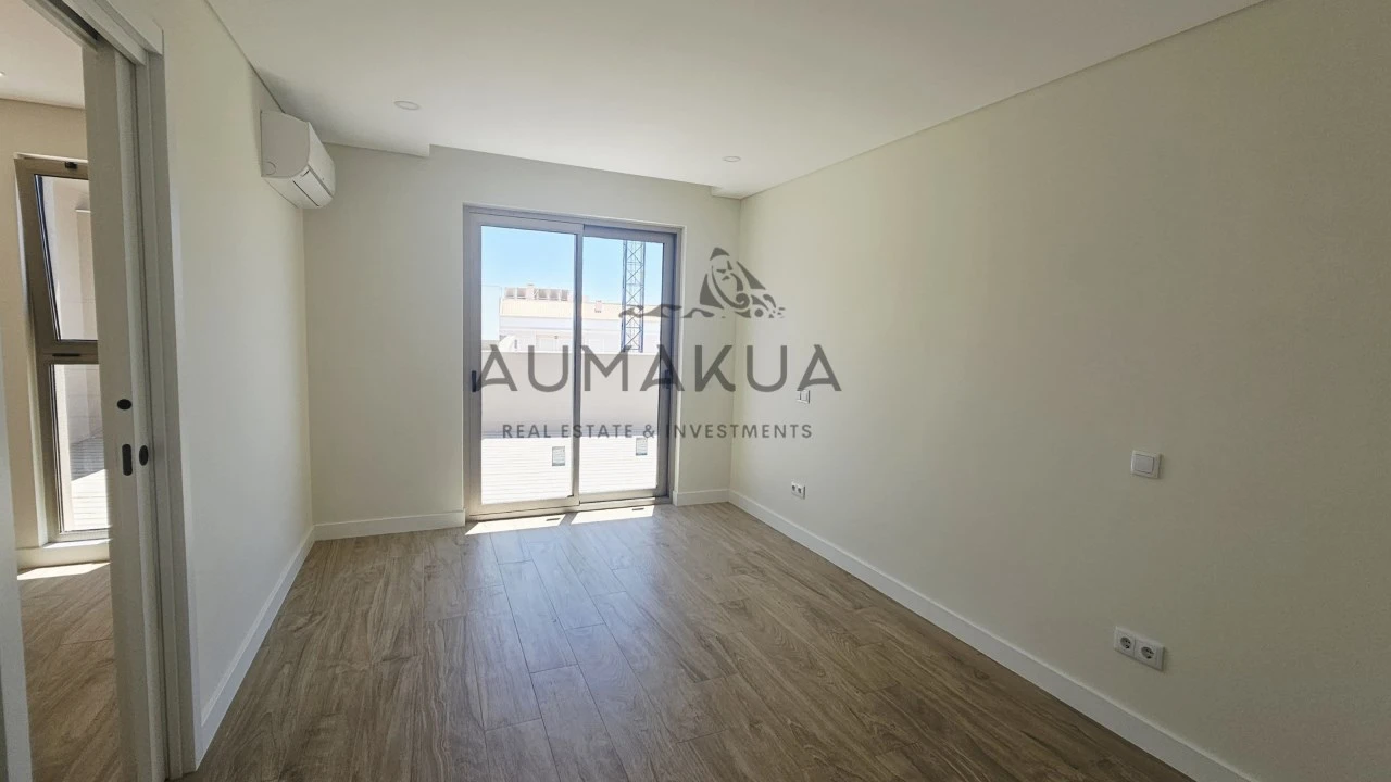 Apartamento T4 para Venda em Almancil Foto 11