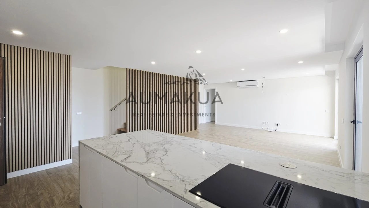 Apartamento T4 para Venda em Almancil Foto 15