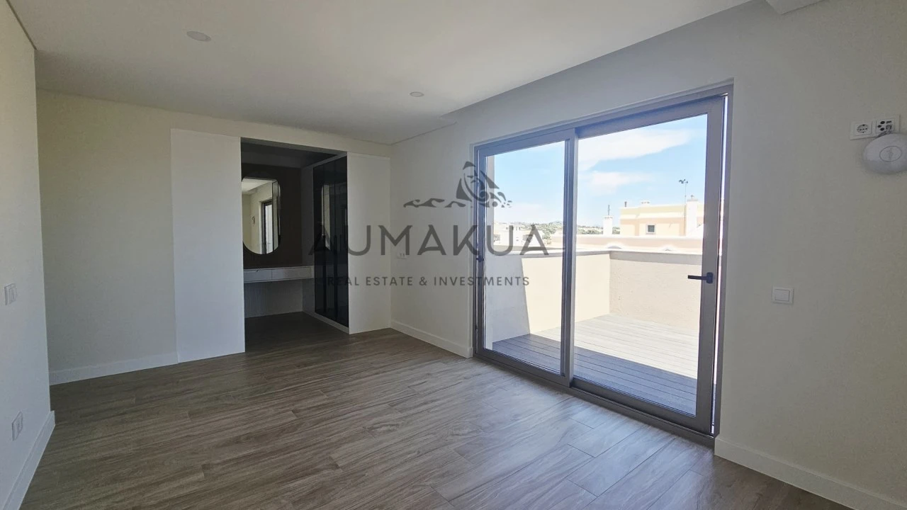 Apartamento T4 para Venda em Almancil Foto 18