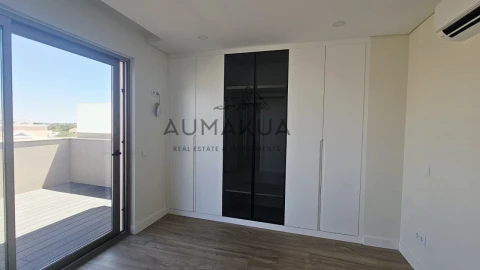 Apartamento T4 para Venda em Almancil