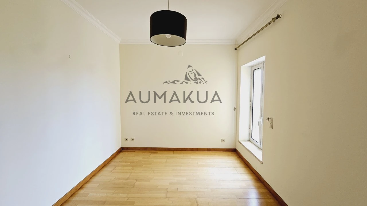 Apartamento T3 para Venda em Quarteira Foto 9