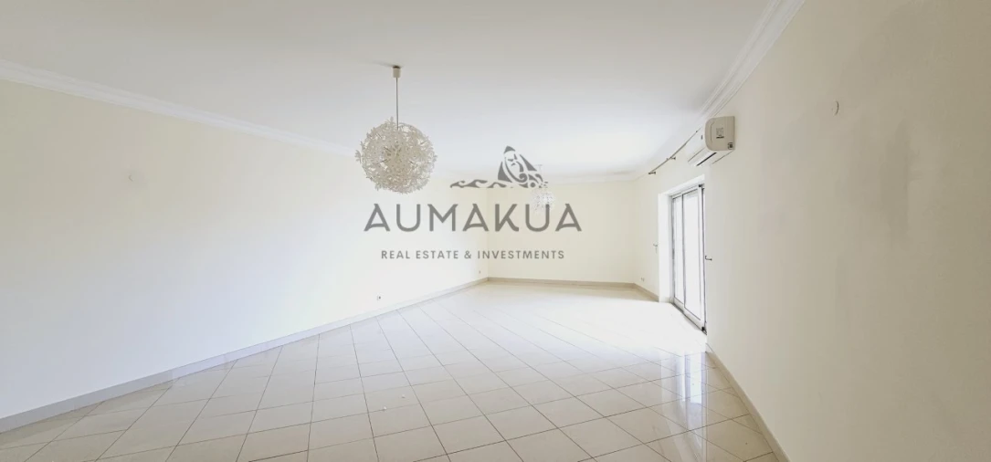 Apartamento T3 para Venda em Quarteira Foto 6