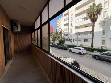 Apartamento T3 para Venda em Quarteira