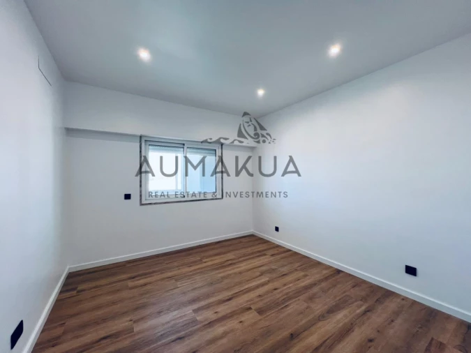Apartamento T1 para Venda em Quarteira Foto 7