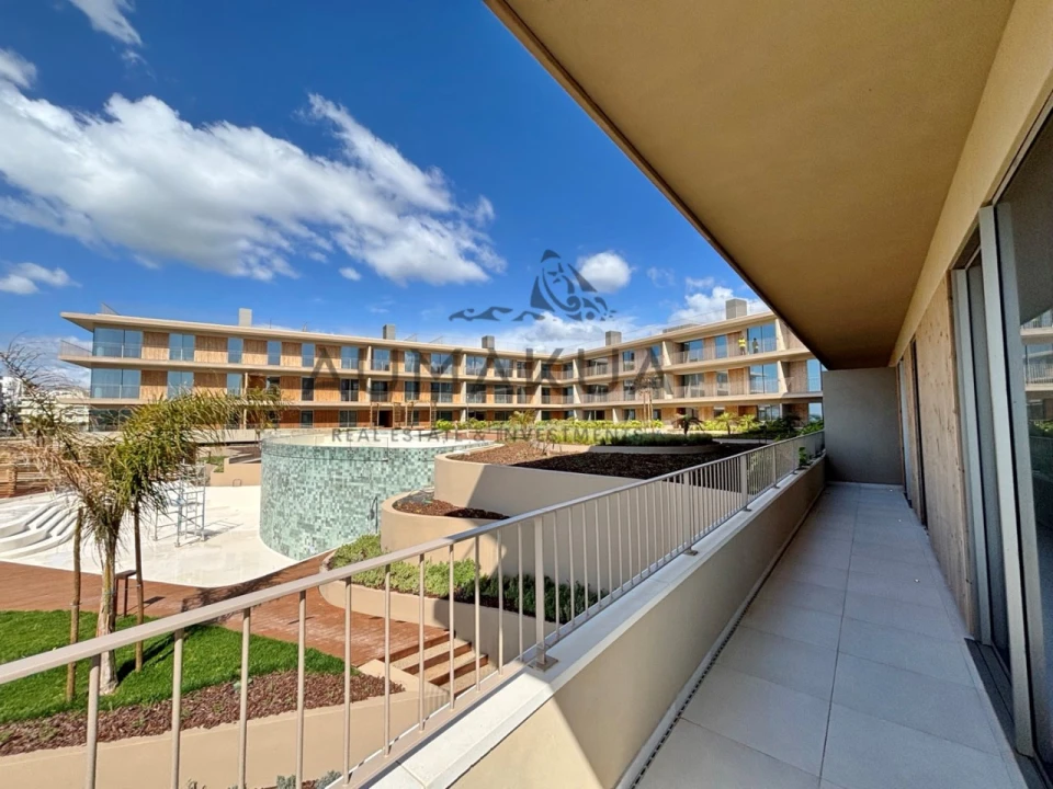 Apartamento T2 para Venda em Quarteira Foto 2