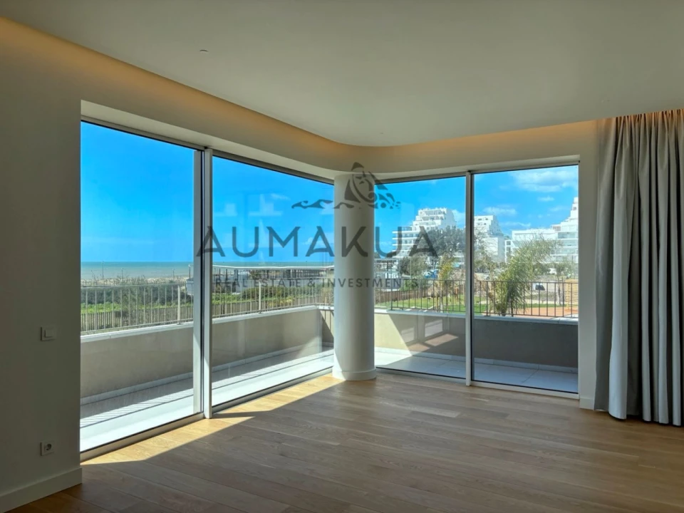 Apartamento T2 para Venda em Quarteira Foto 3